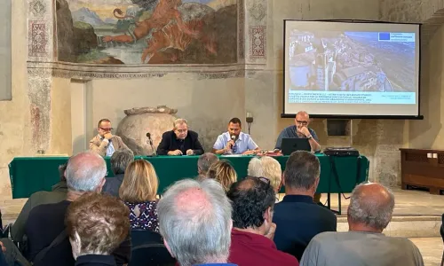 Aggiornati i bandi con alcune correzioni