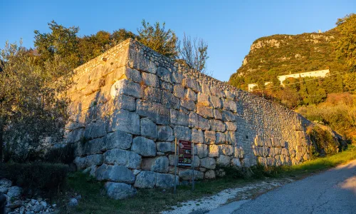 Sostruzione La Pittura